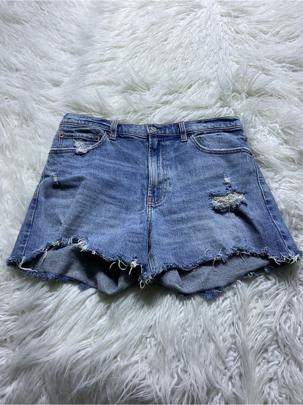 Abercrombie High Rise 4” Shorts